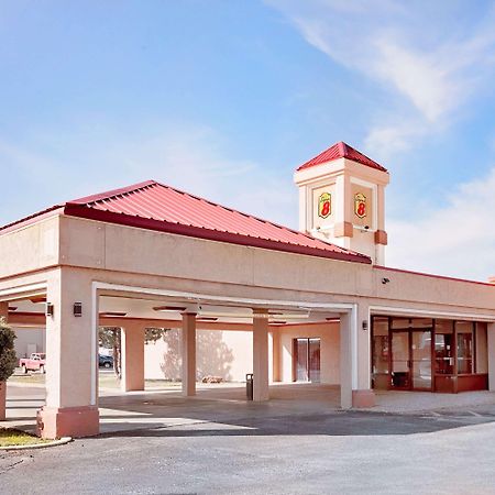 Super 8 By Wyndham Plainview Hotel Bagian luar foto